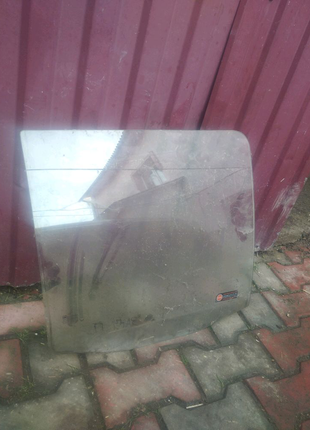 Скло право зад гольф 3