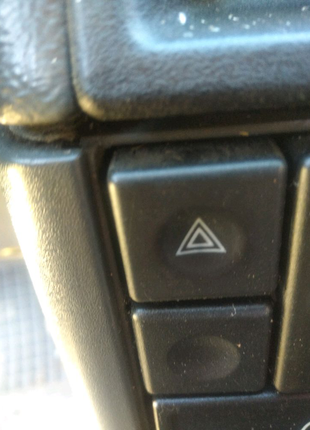 Кнопка аварійки ваз 2110