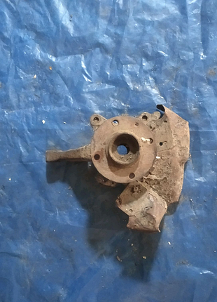 Маточина пасат б3 права