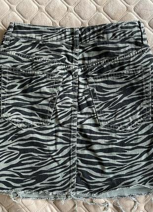 Стильна джинсова спідниця зебра, хакі xs2 фото