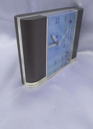 Часы pearl с будильником, подсветкой и плавным ходом,4 фото