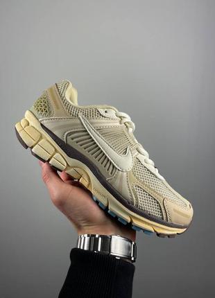 Круті жіночі кросівки топ📝