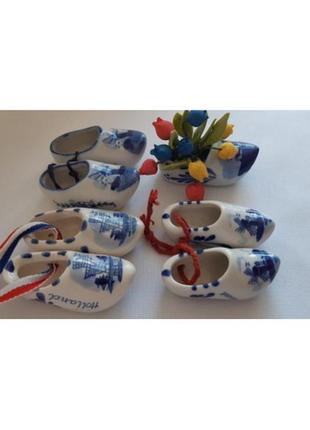 Статуэтка фарфоровая башмачки holland