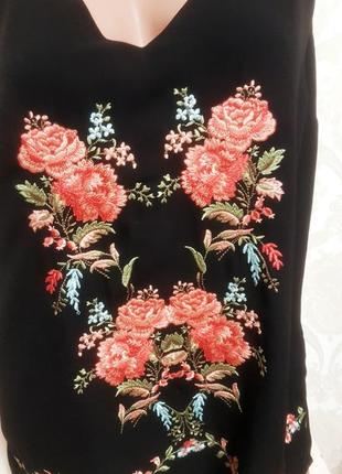 Шифонова блуза з вишивкою5 фото