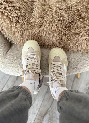 Классные женские кроссовки new balance ct302 light beige светло-бежевые4 фото