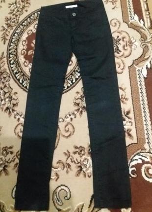 Джинси.