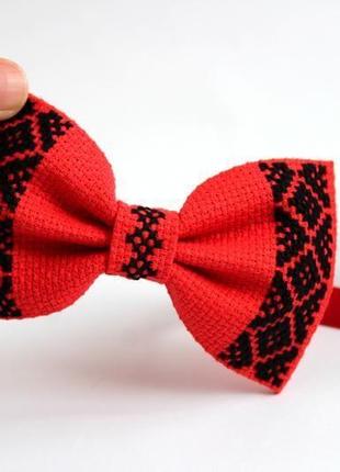 Вышитая галстук-бабочка "традиционный"4 фото