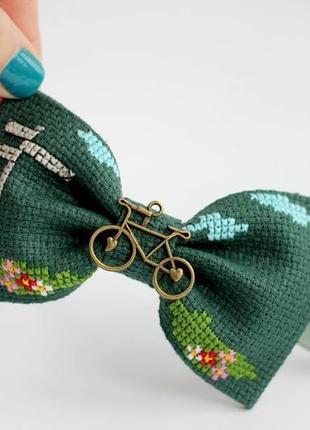 Вишитий метелик / краватка метелик з вишивкою 2