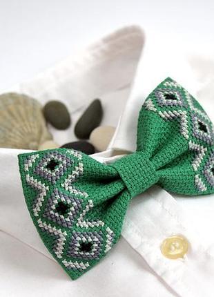 Вишитий метелик green stone 4