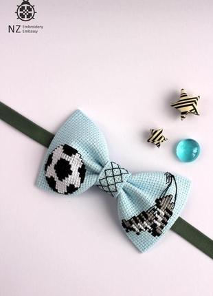 Краватка-метелик з вишивкою "футбол"