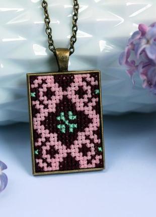 Кулон "сиреневый аромат"