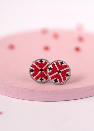 Гвоздики с вышивкою / вышитые серьги / серьги в этно стиле