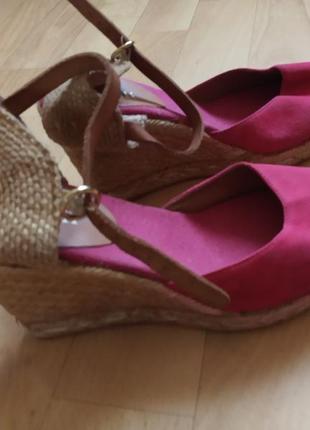 Босоножки minelli р.36, не ношенные, сток, замш