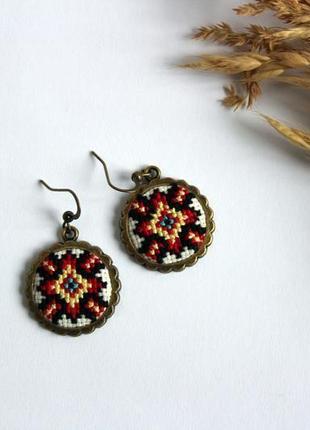 Сережки з вишивкою / вышитые серьги