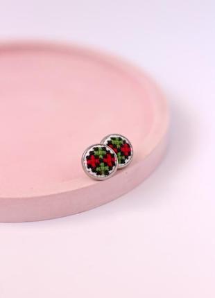 Вышитые серьги / серьги с вышивкой