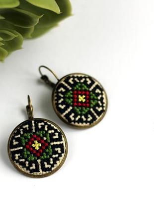 Вышитые серьги / серьги с вышивкой / сережки з вишивкою