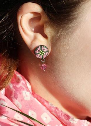 Гвоздики с вышивкой / вишитые серьги