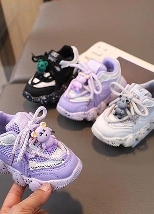 Дитячі кросівки