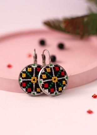 Сережки з вишивкою / вишиті сережки / сережки в етно стилі