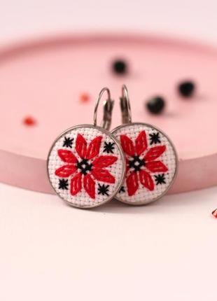 Серьги с вышивкой / вышитые серьги
