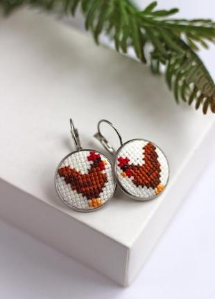 Серьги с вышивкой / вышитые серьги петушки