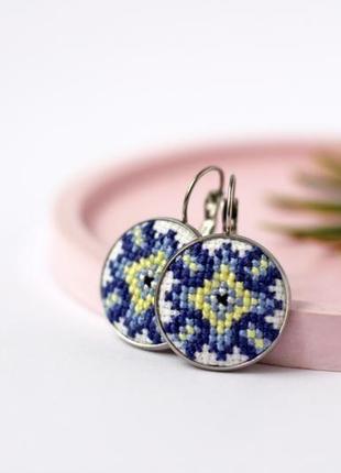 Сережки з вишивкою / вишиті сережки / блакитні сережки