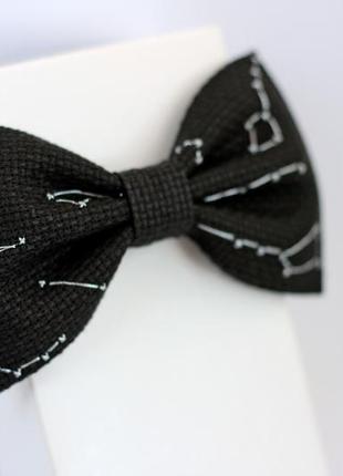 Черная галстук бабочка с созвездием7 фото