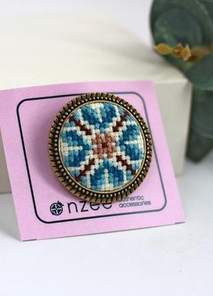 Вишита брошка / брошка з вишивкою / брошка в етно стилі