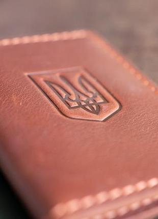 Шкіряна обкладинка для прав і паспорта нового зразка з гербом коричнева5 фото