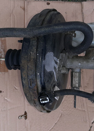 Головний гальмівний циліндр chevrolet aveo т200 плюс вакуум