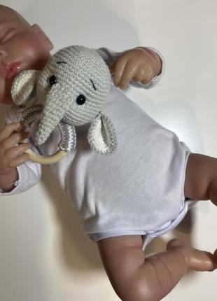 Іграшка ручної роботи «слоненя»  , брязкальце «слоник» вʼязане гачком, подарунок на виписку, під замовлення та і наявності