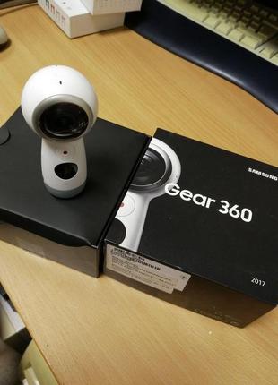 Сферична камера samsung gear 360 2017 (sm-r210nzwasek)