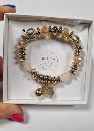 Браслет на резинке