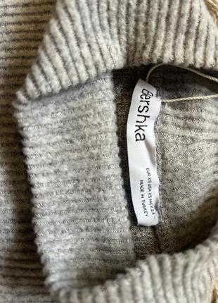 Платье-свитер bershka.