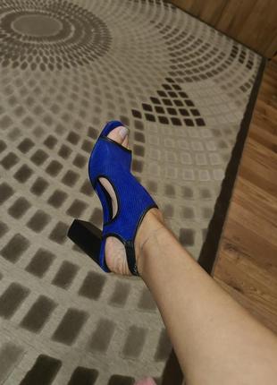 Замшеві італійські босоніжки на высоких підборах 38 р. на стопу 24,5 см