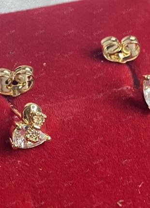 Жіночі сережки-цвяшки пусети сердечка xuping позолота 18к позолочені з камінням у подарунковому футлярі
