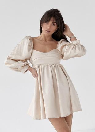 Атласное платье-мини с пышной юбкой и с открытой спиной, цвет: кремовый. стильное вечернее мини-платье3 фото