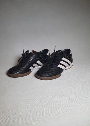 Футзальні кросівки adidas 352 фото