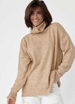 Женский свитер oversize с разрезами по бокам, цвет: светло-коричневый9 фото
