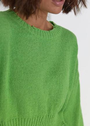 Короткий джемпер із рваними краями, колір: зелений4 фото
