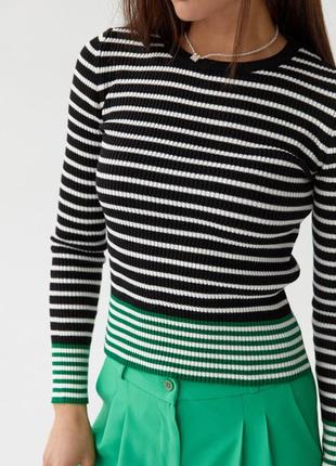 Женский полосатый джемпер в рубчик, цвет: зеленый4 фото