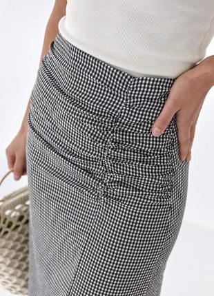 Клетчатая юбка миди с разрезом, цвет: черный4 фото