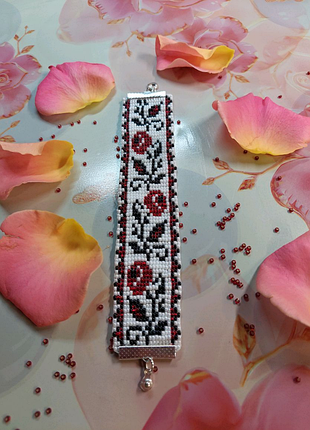 Браслет оберіг " троянда "