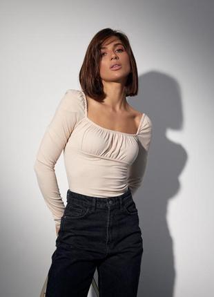 Трикотажна кофта з відрізним ліфом, колір: бежевий