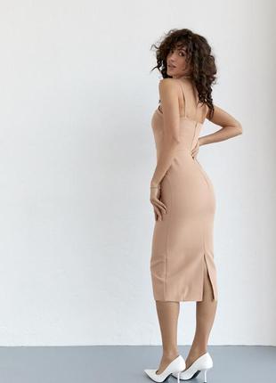 Сукня міді приталеного крою на бретелях, колір: світло-коричневий2 фото