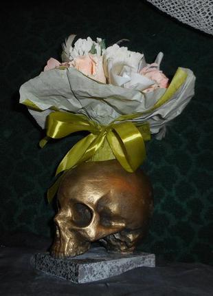 Арт скульптура ваза для квітів та кактусів. череп людини 1:12 фото