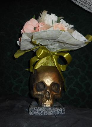 Арт скульптура ваза для квітів та кактусів. череп людини 1:16 фото