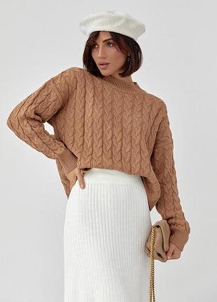 Жіночий в'язаний джемпер у косичку, колір: кавовий