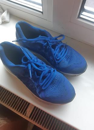 Крассовочки размер 37-37,5 nike airmax