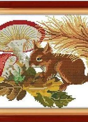 Набір для вишивання за нанесеною на канву схемою "a squirreland mushrooms".aida 14ct printed , 36*26 см